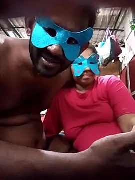 Snapshot of chathu_danu chatting on December 5, 2025, 10:35 am chathu danu online show from December 5, 2025, 10:35 am