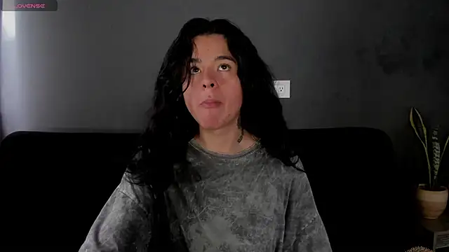 Angel-umbra online show from November 28, 2025, 7:49 pm