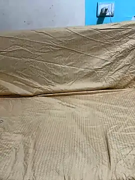 noughtRani online show from November 30, 2025, 1:26 pm