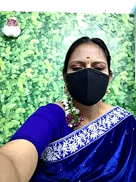 Snapshot of Queen-Neha chatting on December 20, 2025, 6:37 pm Queen-Neha online show from December 20, 2025, 6:37 pm