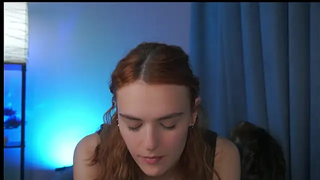 Snapshot of foxy_cute4you chatting on May 20, 2026, 6:47 pm foxy cute4you online show from May 20, 2026, 6:47 pm