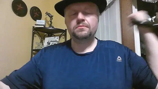 Snapshot of TheOneDonShaun chatting on November 20, 2025, 7:19 am TheOneDonShaun online show from November 20, 2025, 7:19 am