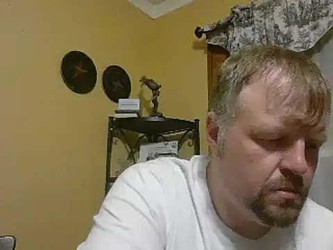 Snapshot of TheOneDonShaun chatting on December 1, 2025, 3:33 am TheOneDonShaun online show from December 1, 2025, 3:33 am