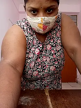 CUTE-LOVE-SWEETS online show from February 28, 2026, 4:02 am