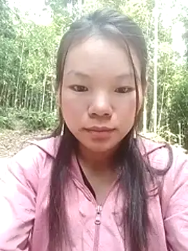 yu-zhen online show from December 2, 2025, 3:34 am