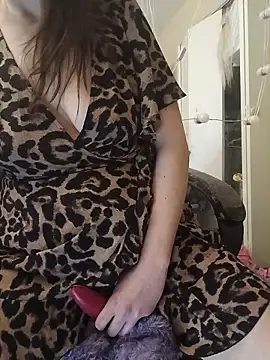 Snapshot of SatinSinful chatting on February 3, 2026, 2:00 pm SatinSinful online show from February 3, 2026, 2:00 pm