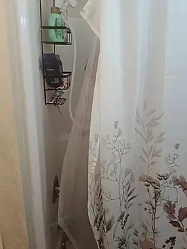 Snapshot of SatinSinful chatting on February 16, 2026, 4:47 pm SatinSinful online show from February 16, 2026, 4:47 pm