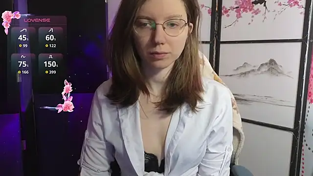 scarlettsrose online show from March 10, 2026, 11:59 am