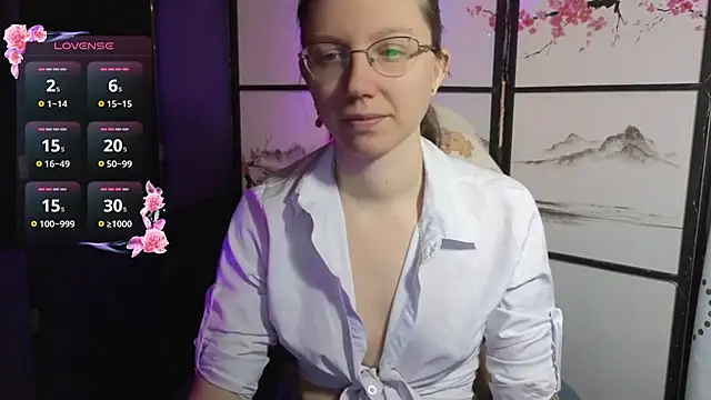 scarlettsrose online show from March 27, 2026, 2:39 pm