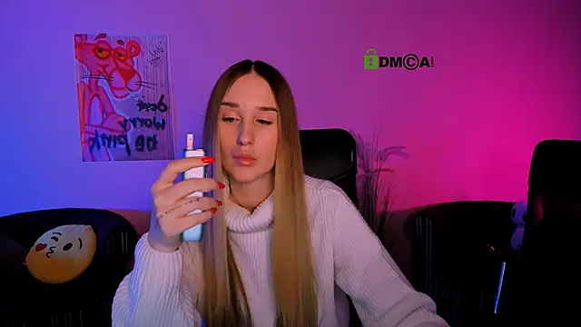  kellykitten  online show from January 15, 2026, 2:43 pm