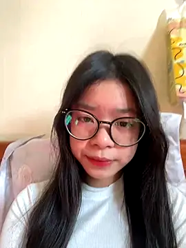 mau155  online show from November 24, 2025, 2:11 am