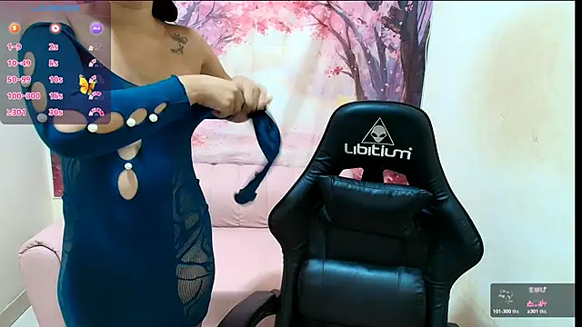 Emma latinasexy18 online show from February 18, 2026, 11:28 am