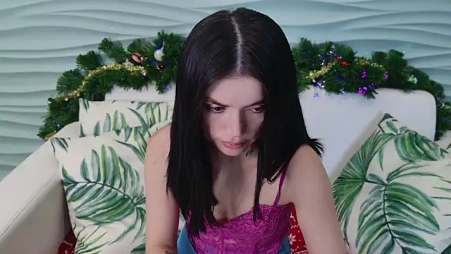 Snapshot of SexyEileen- chatting on December 21, 2025, 2:24 pm SexyEileen- online show from December 21, 2025, 2:24 pm