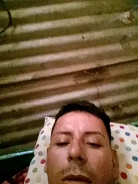 Snapshot of juunioreest chatting on November 18, 2025, 12:42 pm juunioreest online show from November 18, 2025, 12:42 pm