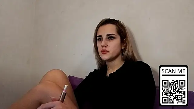 Snapshot of HotMusex chatting on December 15, 2025, 11:36 am HotMusex online show from December 15, 2025, 11:36 am