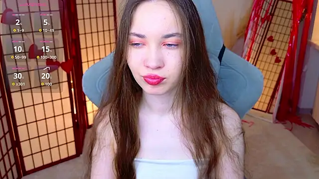 Snapshot of SilentLily chatting on February 12, 2026, 9:10 pm SilentLily online show from February 12, 2026, 9:10 pm