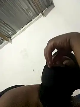 Snapshot of mrcougarfucker chatting on November 19, 2025, 9:59 pm mrcougarfucker online show from November 19, 2025, 9:59 pm