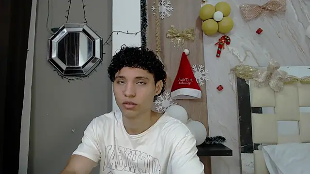 Snapshot of the_nugge chatting on December 16, 2025, 1:05 pm the nugge online show from December 16, 2025, 1:05 pm