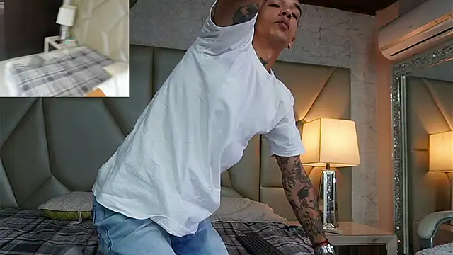 Snapshot of Be_curious chatting on January 8, 2026, 12:07 pm Be curious online show from January 8, 2026, 12:07 pm