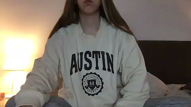 Snapshot of Martimartinaxx chatting on March 3, 2026, 4:46 pm Martimartinaxx online show from March 3, 2026, 4:46 pm