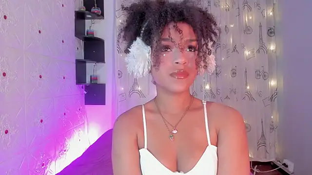 Snapshot of Serena_Fey chatting on November 28, 2025, 11:57 am Serena Fey online show from November 28, 2025, 11:57 am