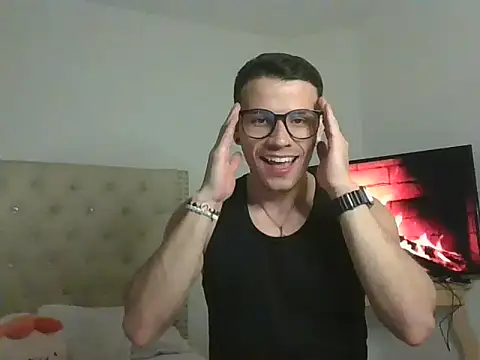 Liam se online show from November 18, 2025, 4:06 am