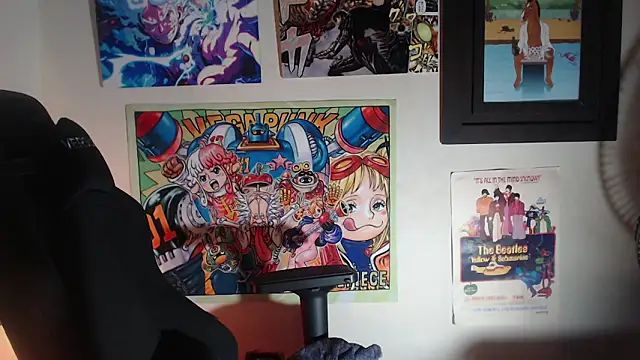 Snapshot of LuciferSantoryu chatting on February 20, 2026, 1:11 pm LuciferSantoryu online show from February 20, 2026, 1:11 pm