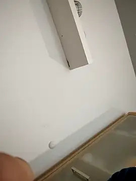 janjakowczuk74 online show from November 18, 2025, 2:28 am