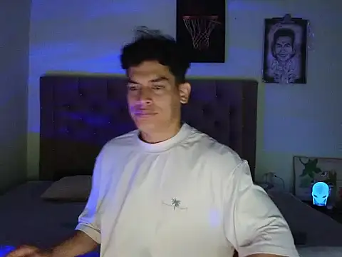 Snapshot of blorelopez chatting on November 25, 2025, 3:45 pm blorelopez online show from November 25, 2025, 3:45 pm