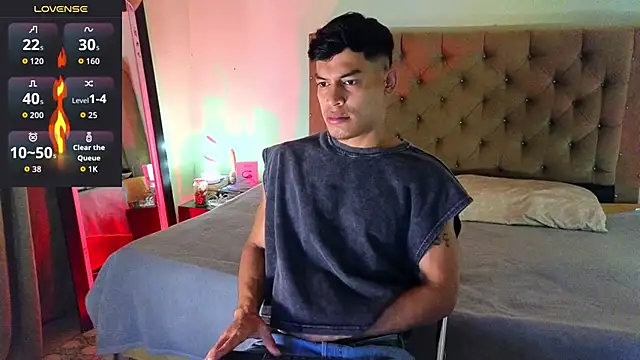 Snapshot of blorelopez chatting on December 20, 2025, 5:31 pm blorelopez online show from December 20, 2025, 5:31 pm