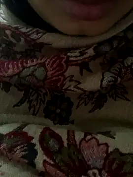 Snapshot of Only_Lali chatting on November 26, 2025, 12:55 am Only Lali online show from November 26, 2025, 12:55 am