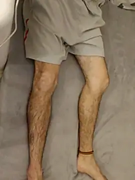 LariBodyMagic online show from November 21, 2025, 11:25 pm