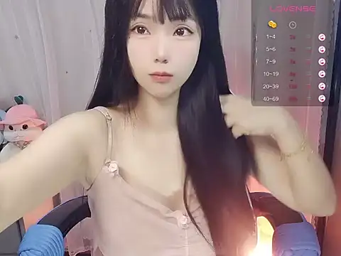 Snapshot of marianawu chatting on December 13, 2025, 11:10 pm marianawu online show from December 13, 2025, 11:10 pm