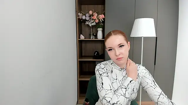 RisaScaggs online show from November 19, 2025, 9:20 am