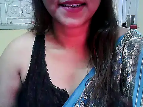 Snapshot of Tanu_Bengali chatting on December 15, 2025, 11:03 am Tanu Bengali online show from December 15, 2025, 11:03 am