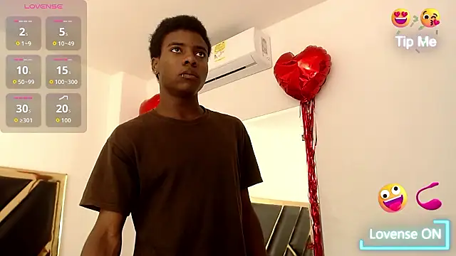 NoahJhonson69 online show from March 13, 2026, 12:12 pm