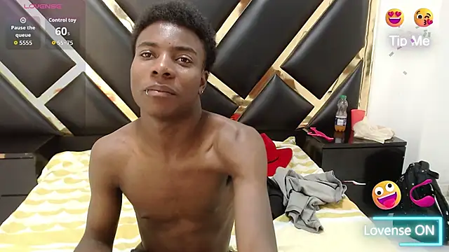 NoahJhonson69 online show from March 27, 2026, 11:21 am