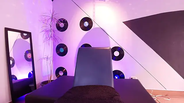 Snapshot of goddess_julieta chatting on February 13, 2026, 7:10 pm goddess julieta online show from February 13, 2026, 7:10 pm