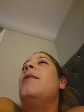 Snapshot of Drowning667 chatting on November 21, 2025, 5:28 am Drowning667 online show from November 21, 2025, 5:28 am