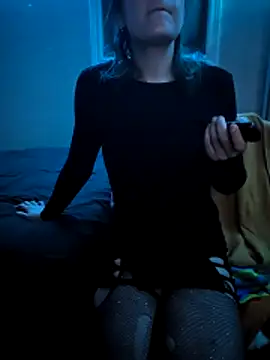 Snapshot of Drowning667 chatting on January 18, 2026, 2:26 am Drowning667 online show from January 18, 2026, 2:26 am