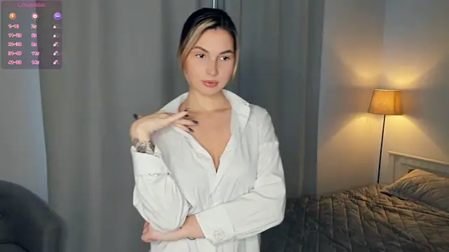 Snapshot of FeliciaKogen chatting on December 16, 2025, 7:24 am FeliciaKogen online show from December 16, 2025, 7:24 am