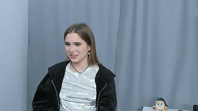 Snapshot of RozanneJordan chatting on November 22, 2025, 3:11 pm RozanneJordan online show from November 22, 2025, 3:11 pm