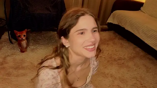 Snapshot of RozanneJordan chatting on May 8, 2026, 5:07 pm RozanneJordan online show from May 8, 2026, 5:07 pm