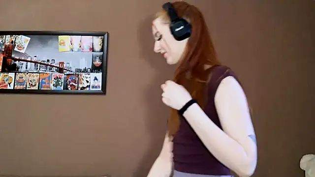 Snapshot of MichelinaCropleys chatting on December 4, 2025, 7:06 am MichelinaCropleys online show from December 4, 2025, 7:06 am