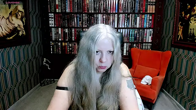 mariabelladonna online show from March 6, 2026, 9:44 pm