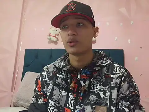 Snapshot of saniasex2025 chatting on November 27, 2025, 1:24 pm saniasex2025 online show from November 27, 2025, 1:24 pm