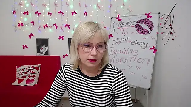 Snapshot of LaurenWishy chatting on March 7, 2026, 6:27 pm LaurenWishy online show from March 7, 2026, 6:27 pm