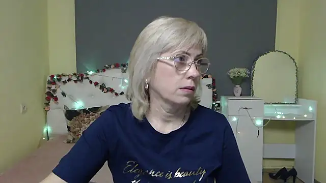 Snapshot of LaurenWishy chatting on March 29, 2026, 5:18 am LaurenWishy online show from March 29, 2026, 5:18 am