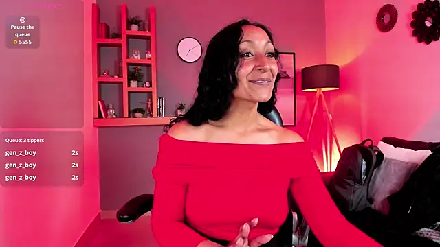 Snapshot of Violet_Kumar chatting on December 3, 2025, 7:45 pm Violet Kumar online show from December 3, 2025, 7:45 pm