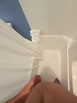 Snapshot of burg2007 chatting on November 30, 2025, 7:01 am burg2007 online show from November 30, 2025, 7:01 am